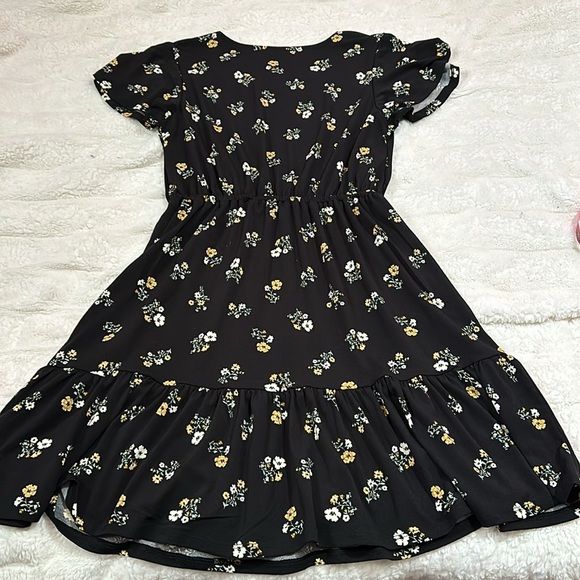 Black floral sun dress - Picture 5 of 5